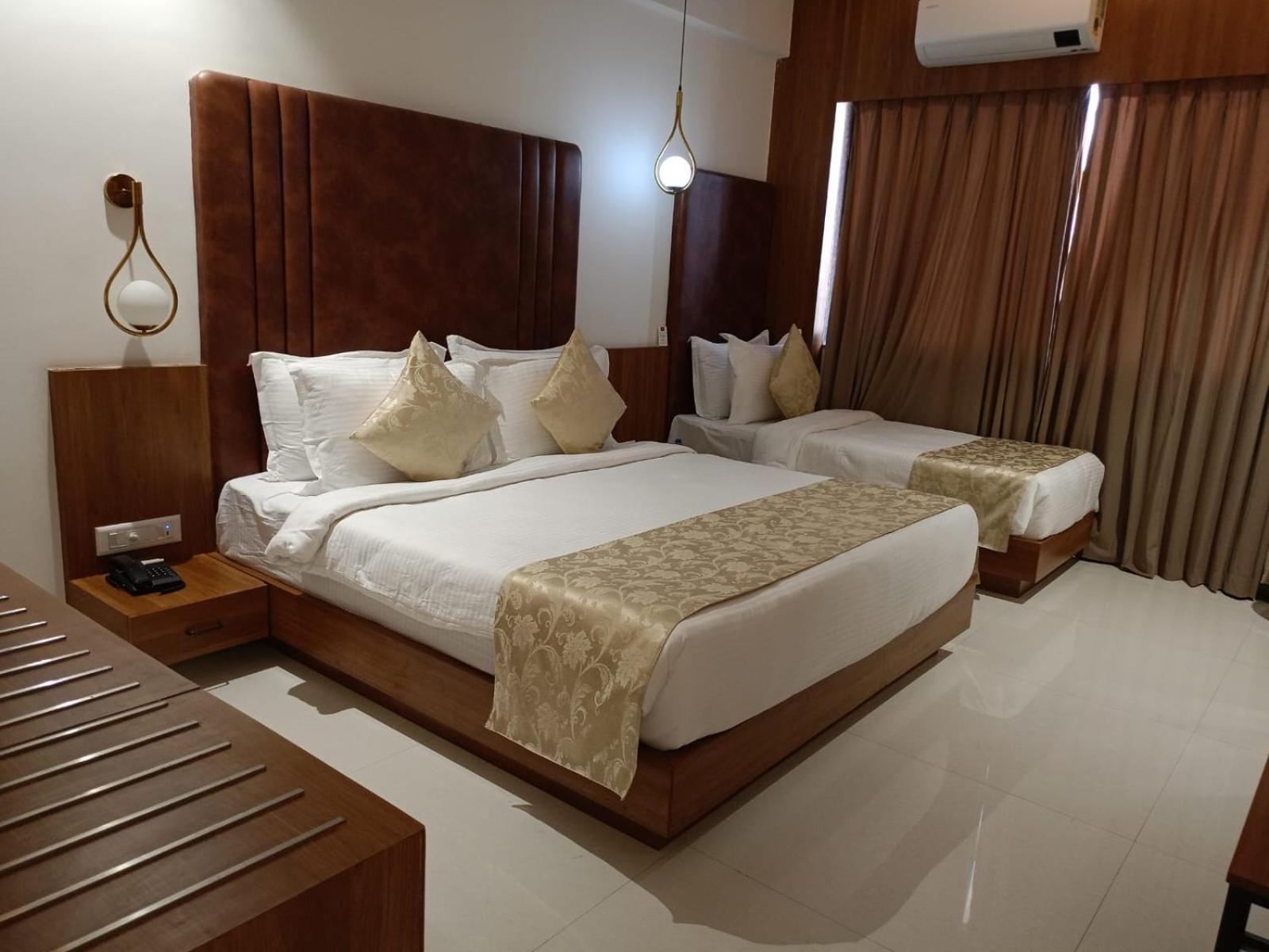 Lords Eco Inn, Ambaji 外观 照片