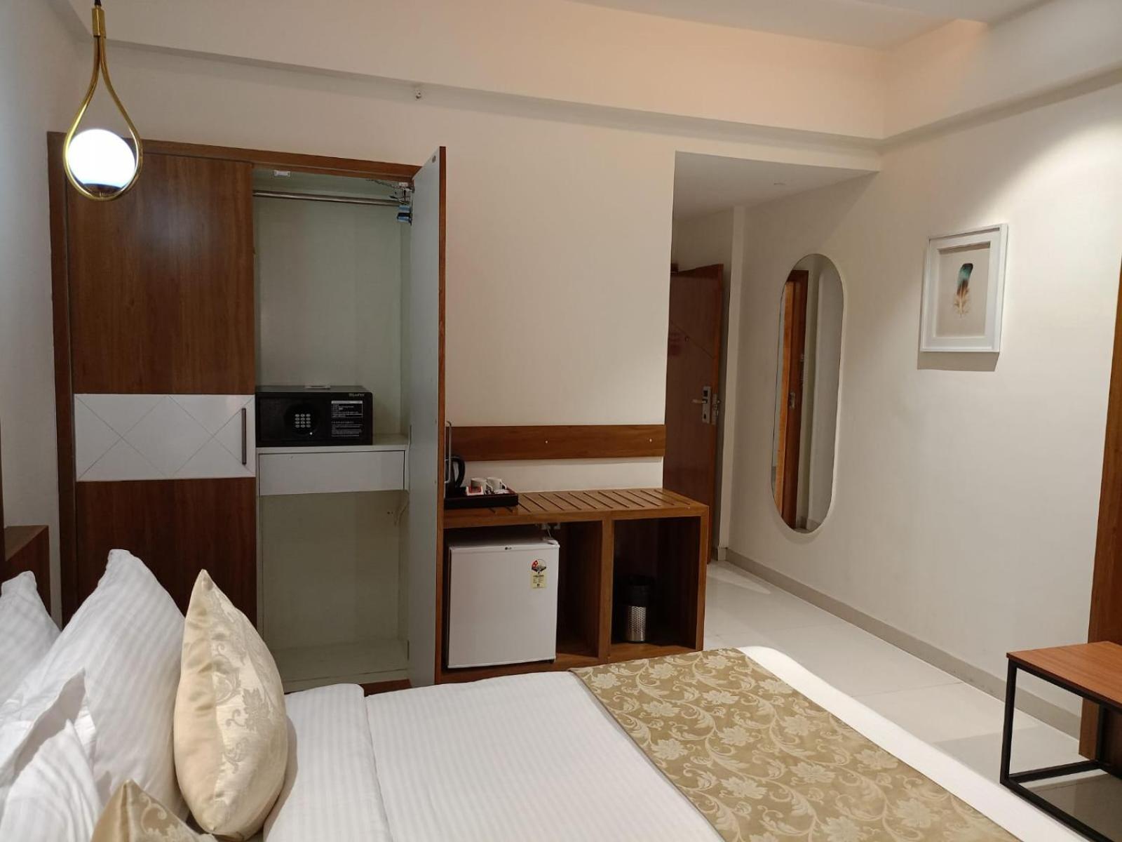 Lords Eco Inn, Ambaji 外观 照片