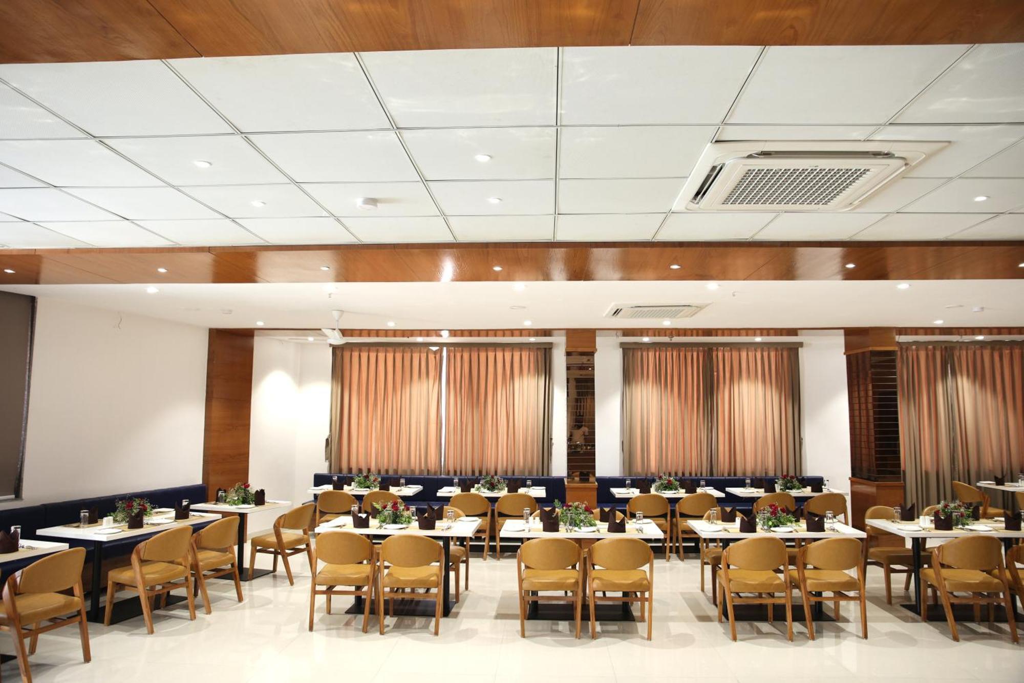 Lords Eco Inn, Ambaji 外观 照片